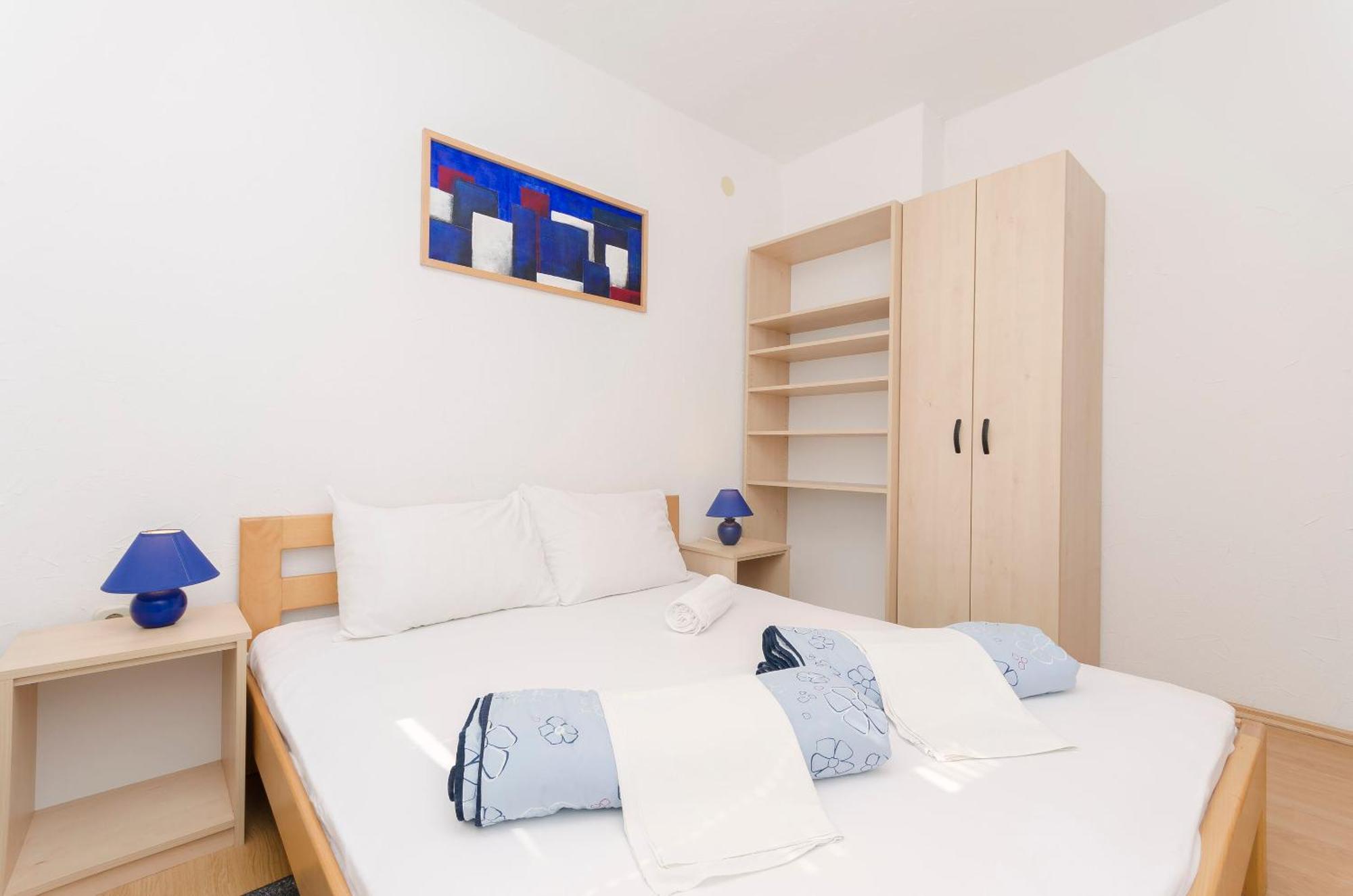 Apartments And Rooms Mladen Водице Экстерьер фото